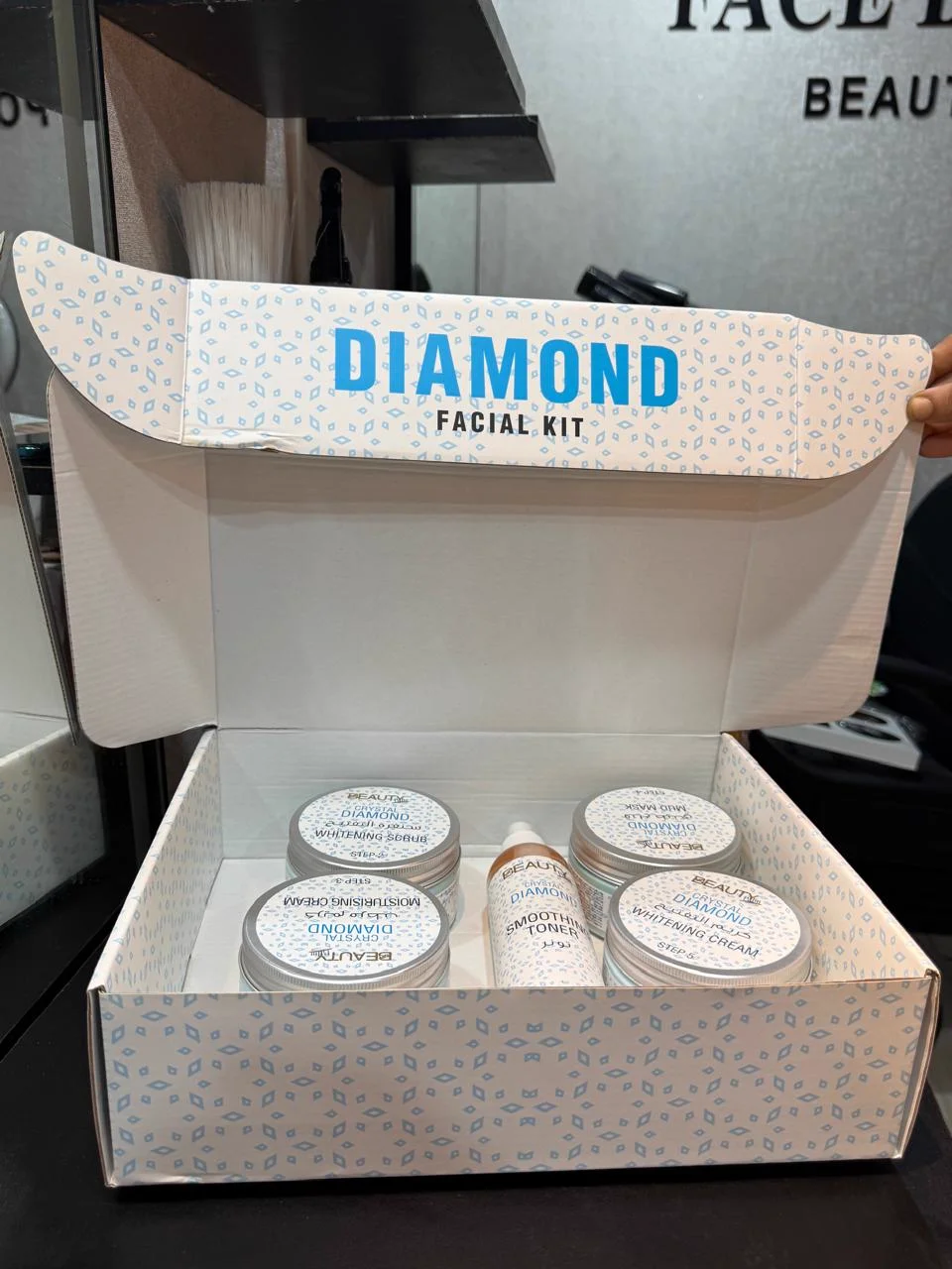 Beauty Palm Diamond Facial Kit inside Face by Sumona salon